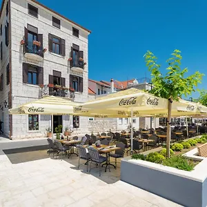 https://luxury-apartments-perko.hotels-in-trogir.com