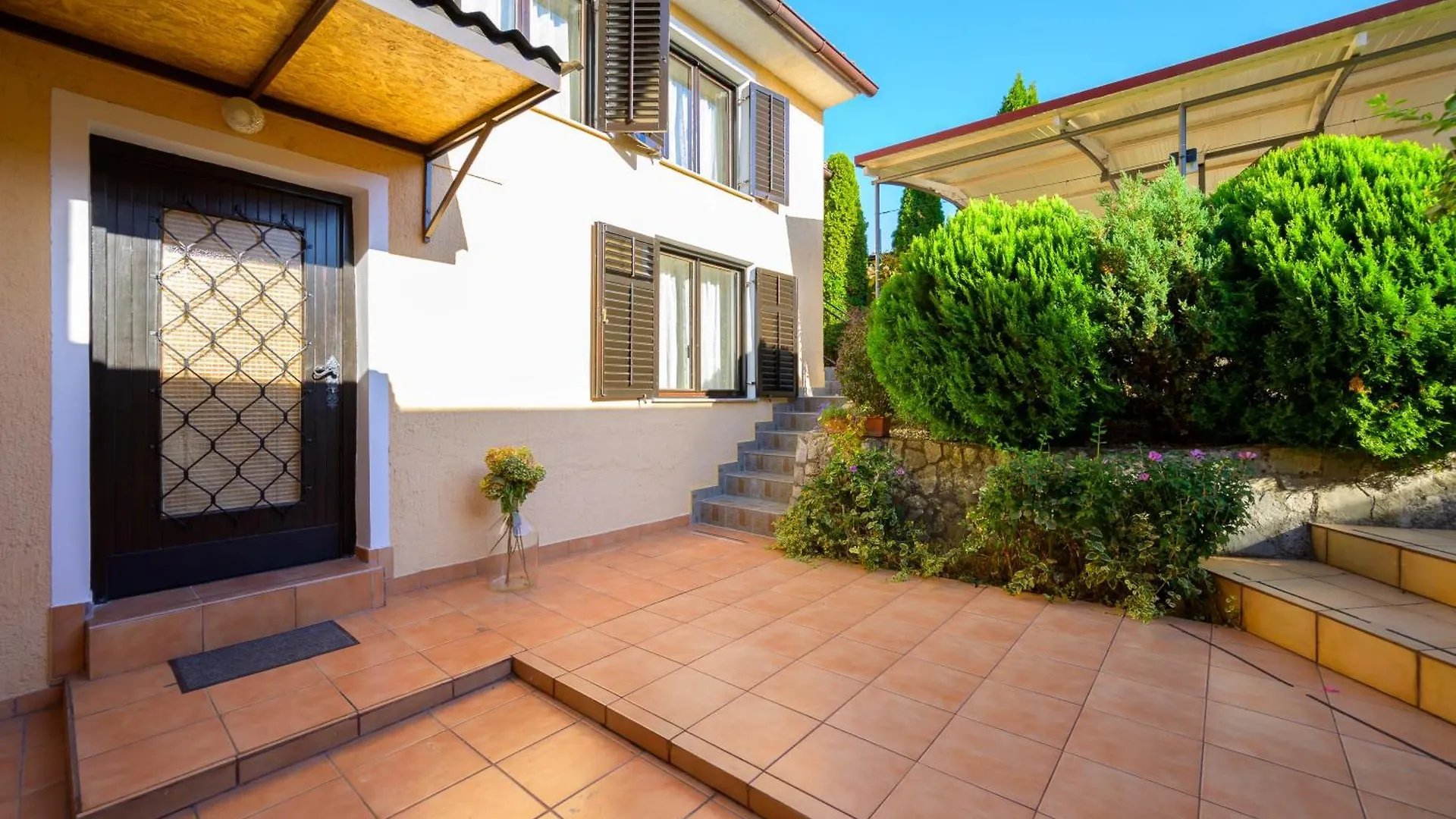 Apartments Silvana 74 Pula Croatia