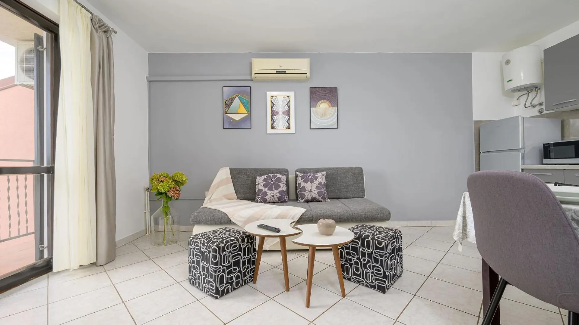Apartments Silvana 74 Pula 0*,